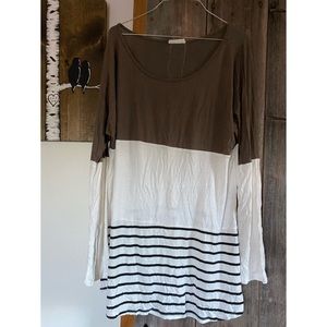 Long Sleeve Lace Back Top